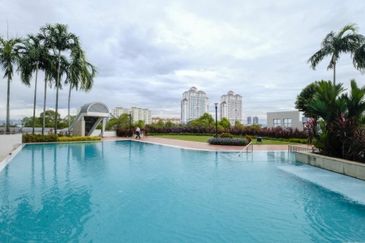 For Sale The Boulevard, Subang I 4 Br 2 Bath 
