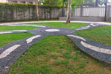 For Sale The Boulevard, Subang I 4 Br 2 Bath 