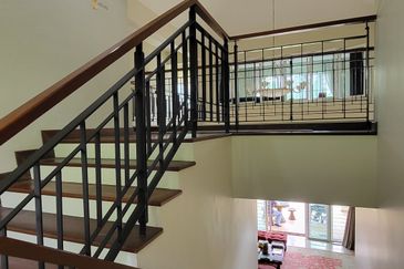 2 Storey Bungalow w Garden at Bukit Tunku