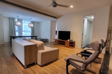 Arcoris Residences