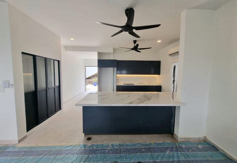 Lorong Taman Pantai 7