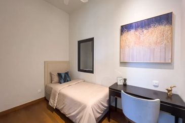 Pavilion Embassy Residence