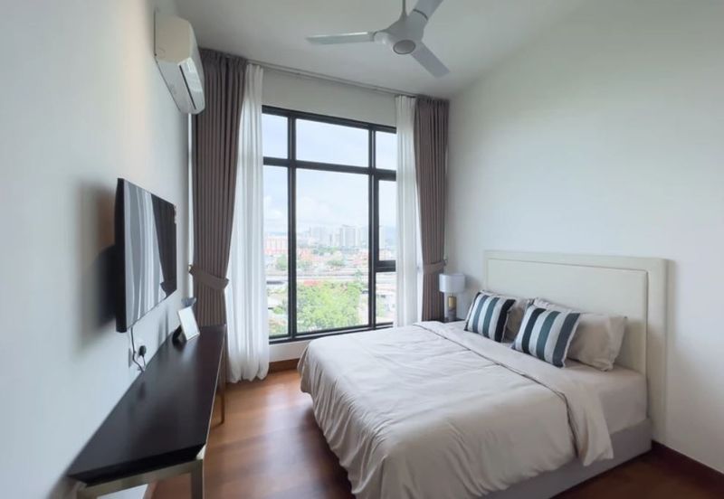 Pavilion Embassy Residence