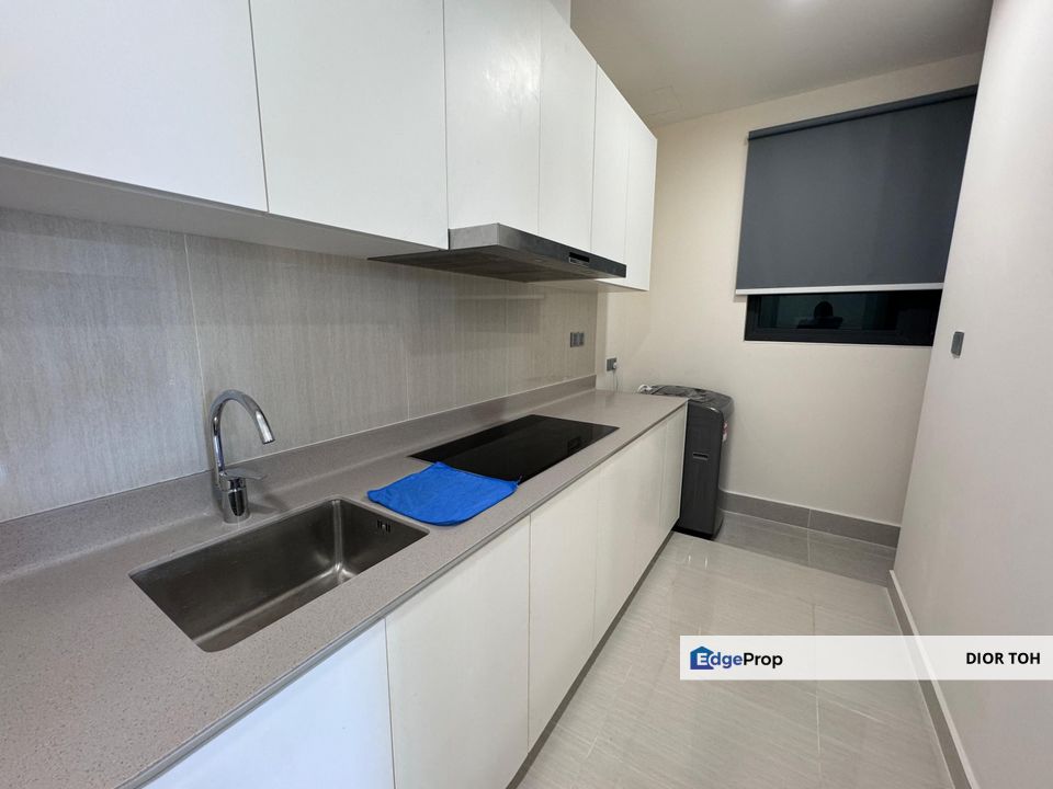 KLGCC Resort : Senada Residences I 2 bedrooms | Fully Furnished | Brand New Unit, Kuala Lumpur, Mont Kiara