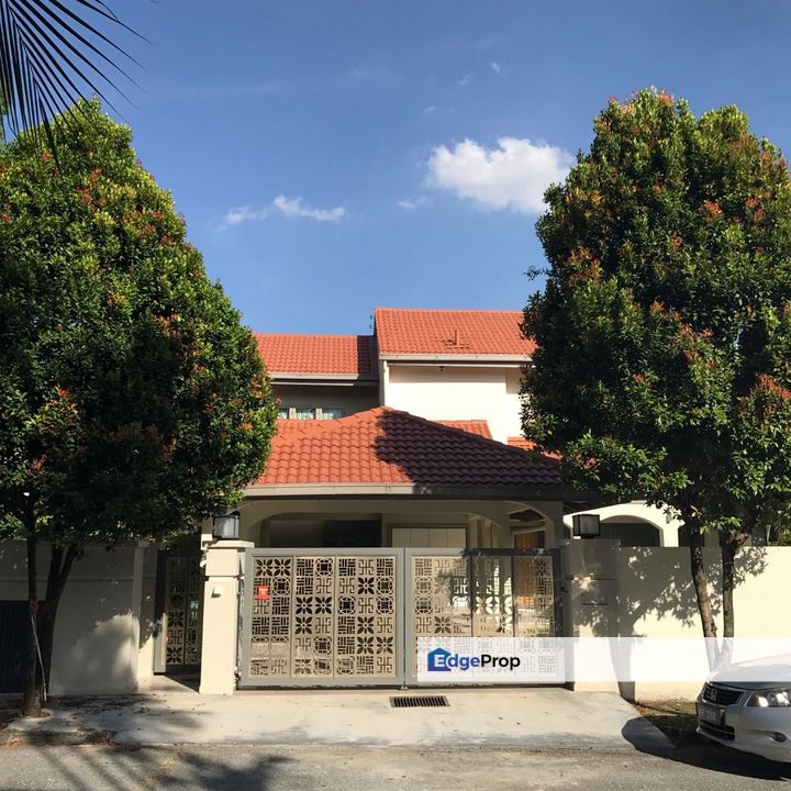 TTDI Bungalow Newly Renovated & Gated Guarded , Kuala Lumpur, Taman Tun Dr Ismail