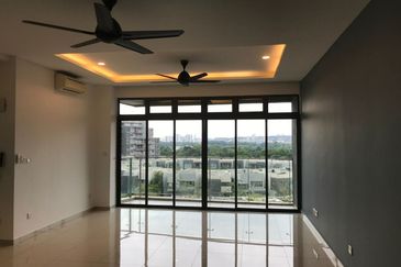 Mirage By The Lake Condominium