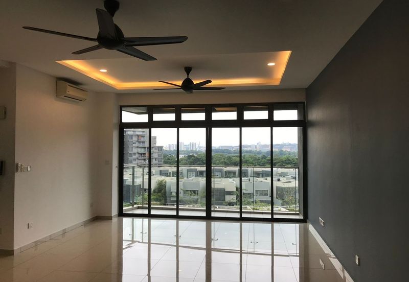 Mirage By The Lake Condominium