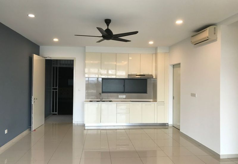 Mirage By The Lake Condominium