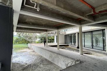  New Bungalow @ Country Heights Damansara Freehold