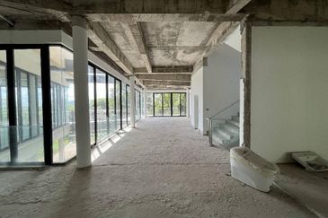  New Bungalow @ Country Heights Damansara Freehold