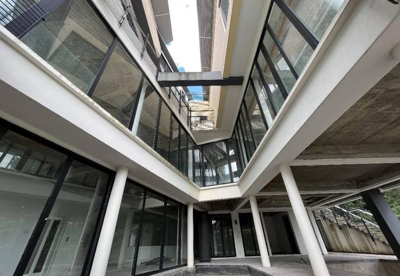  New Bungalow @ Country Heights Damansara Freehold