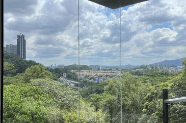  New Bungalow @ Country Heights Damansara Freehold