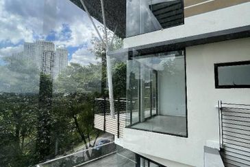  New Bungalow @ Country Heights Damansara Freehold