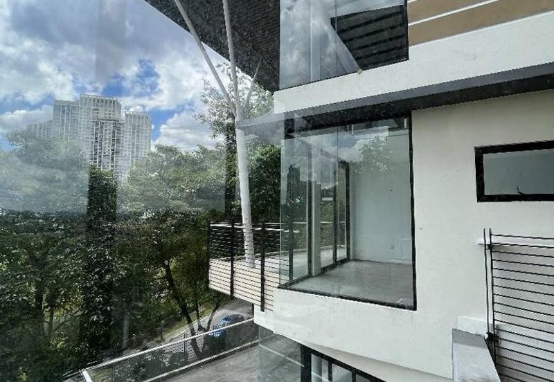  New Bungalow @ Country Heights Damansara Freehold