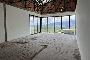  New Bungalow @ Country Heights Damansara Freehold