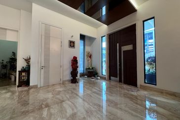 Bungalow @ Country Heights Damansara | Fully Furnished | Freehold