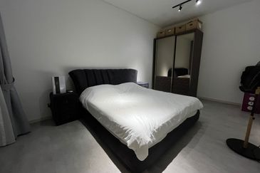 East Residence @ KLGCC