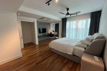 East Residence @ KLGCC