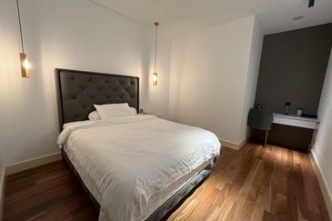 East Residence @ KLGCC