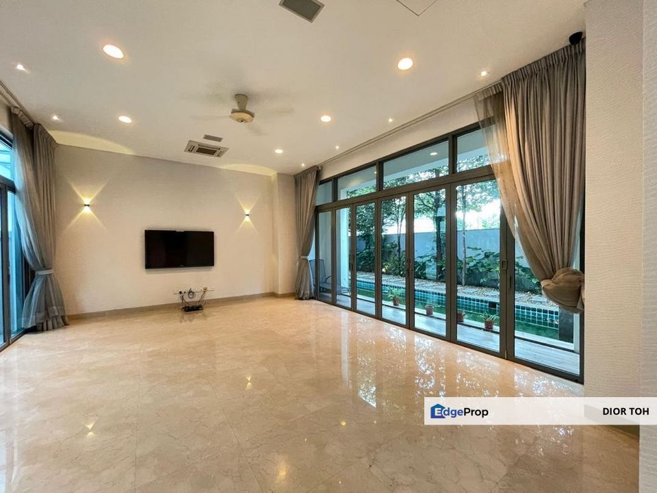 2 Storey Bungalow Gated Guarded @ Mont Kiara , Kuala Lumpur, Mont Kiara