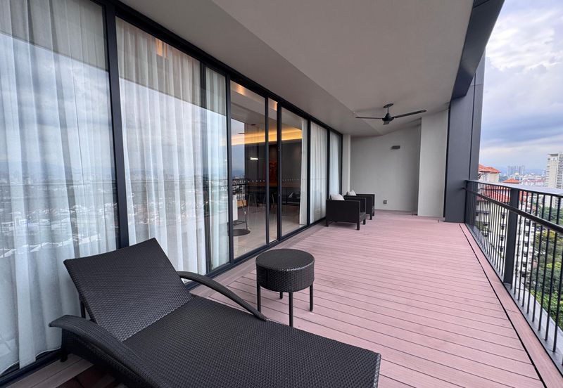 Exclusive, Low-density and Luxury 4-Bedroom Condos with Skyline View @ Bangsar