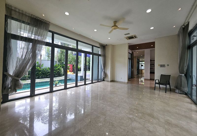 The Residence, Mont Kiara