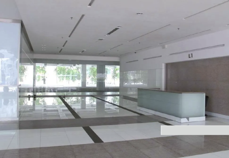 8 storey Enbloc Commercial Building for Rent at Kuala Lumpur. 