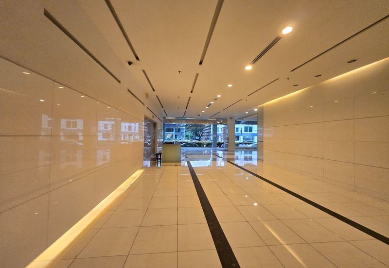 8 storey Enbloc Commercial Building for Rent at Kuala Lumpur. 