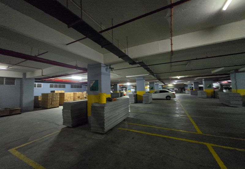 8 storey Enbloc Commercial Building for Rent at Kuala Lumpur. 