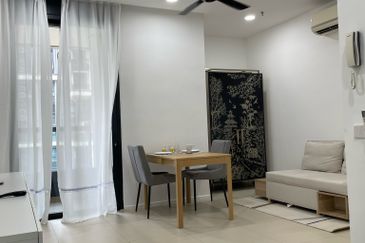 Arcoris Residences