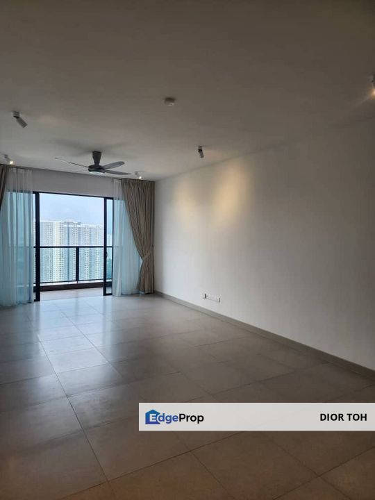 Luxury Condo @ Astrea, Mont Kiara. Prime location with seamless accessibility & connectivity. Garden international school just across the road., Kuala Lumpur, Mont Kiara