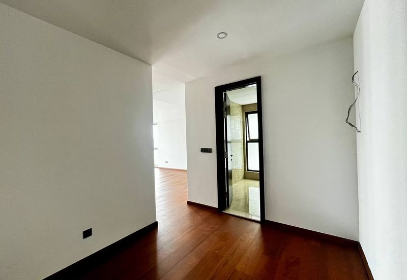 A New Luxury Low Density Condo @Pinnacle Bangsar