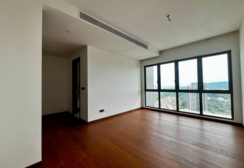 A New Luxury Low Density Condo @Pinnacle Bangsar