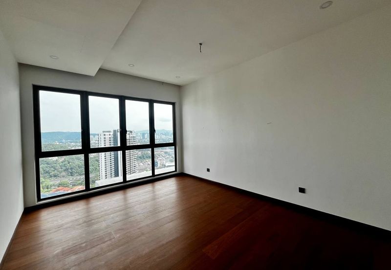 A New Luxury Low Density Condo @Pinnacle Bangsar