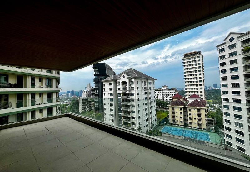 A New Luxury Low Density Condo @Pinnacle Bangsar