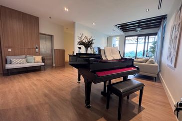 East Residence @ KLGCC