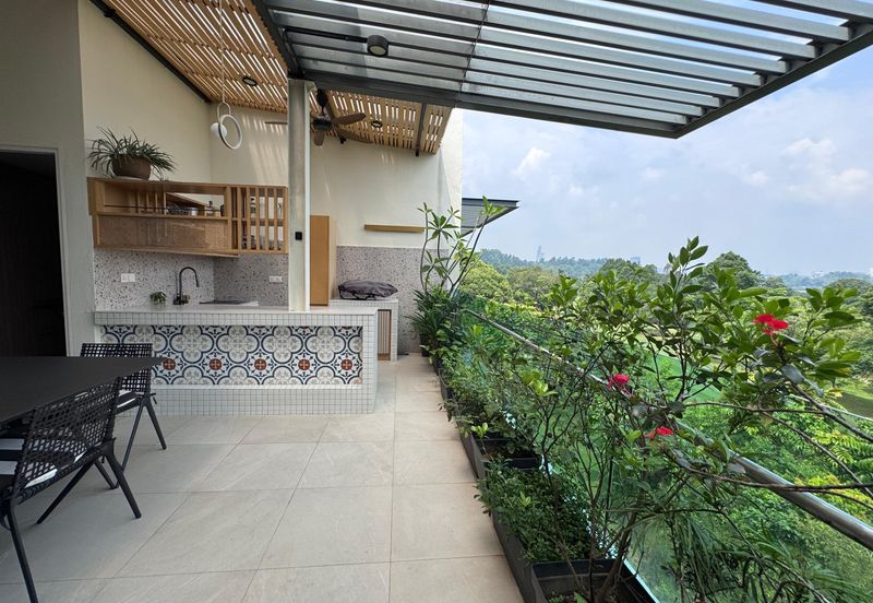 East Residence @ KLGCC