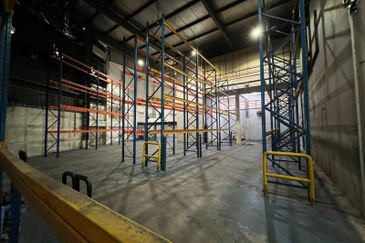 HiCom-Glenmarie Industrial Park