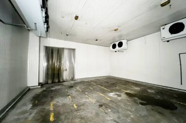 HiCom-Glenmarie Industrial Park