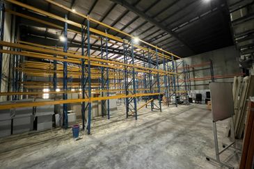 HiCom-Glenmarie Industrial Park