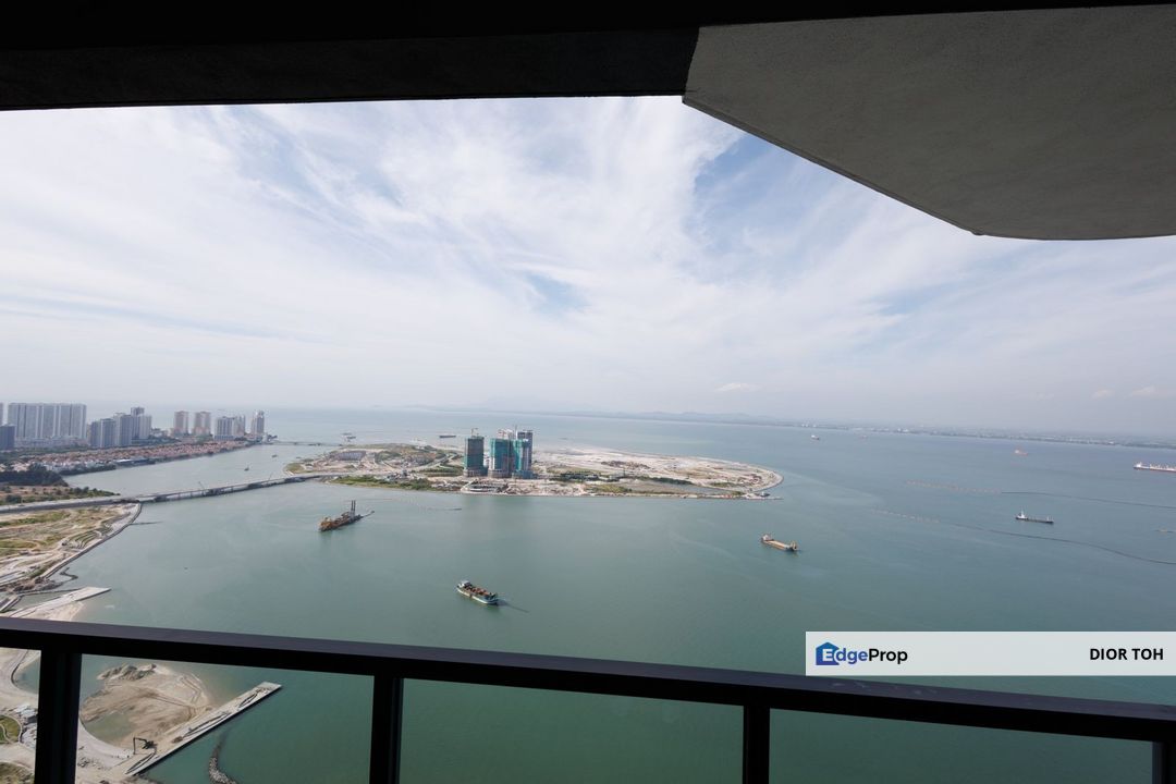 Luxury Penthouse @ Marriott Residence, Georgetown. Direct sea view and Georgetown View. , Penang, Georgetown