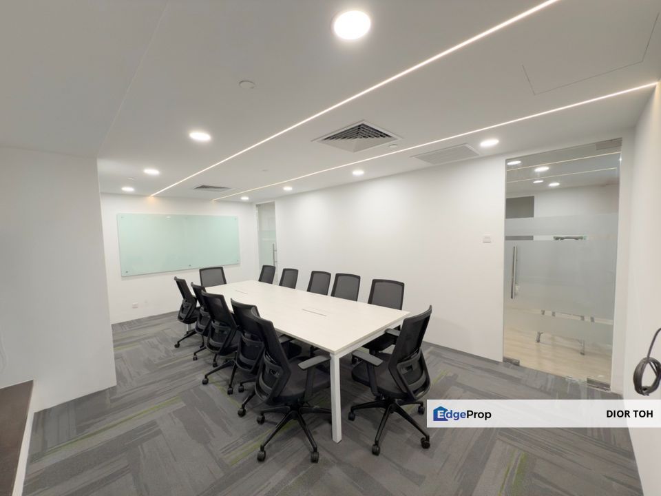 Fully fitted office @ Gtower, KL. Near LRT and MRT Ampang and walking distance to KLCC and Avenue K., Kuala Lumpur, KLCC