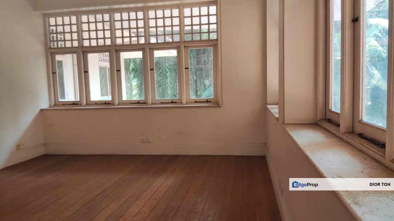 2 storey Bungalow with a pool & garden @ Taman U thant Area , Kuala Lumpur, KL City