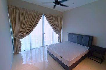 Datum Jelatek Residence