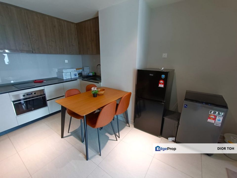 Luxury Studio Unit @ Datum Jelatek Residence, Ampnag. Direct access to 5-levels retail Shopping Centre and LRT., Kuala Lumpur, Ampang