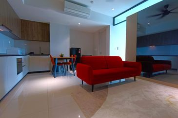 Datum Jelatek Residence