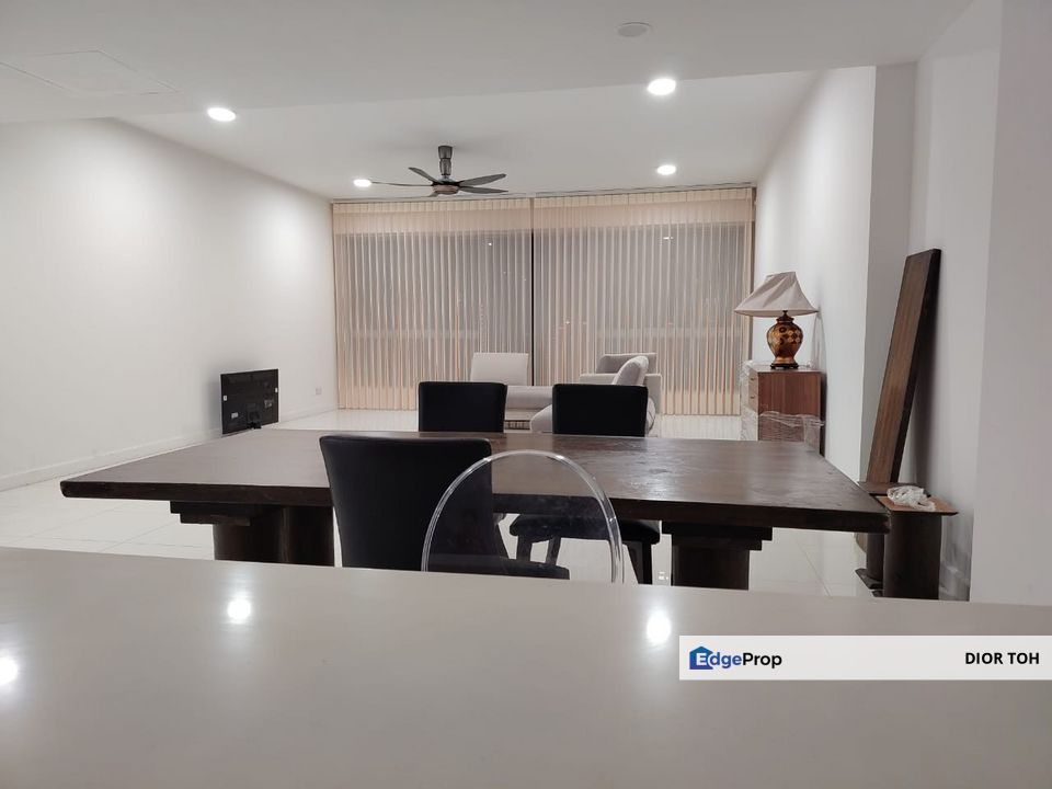 Duplex Penthouse with KLCC view @ Gateway Kiaramas, Mont Kiara. Walking distance to Garden International School & Verve Shops., Kuala Lumpur, Mont Kiara