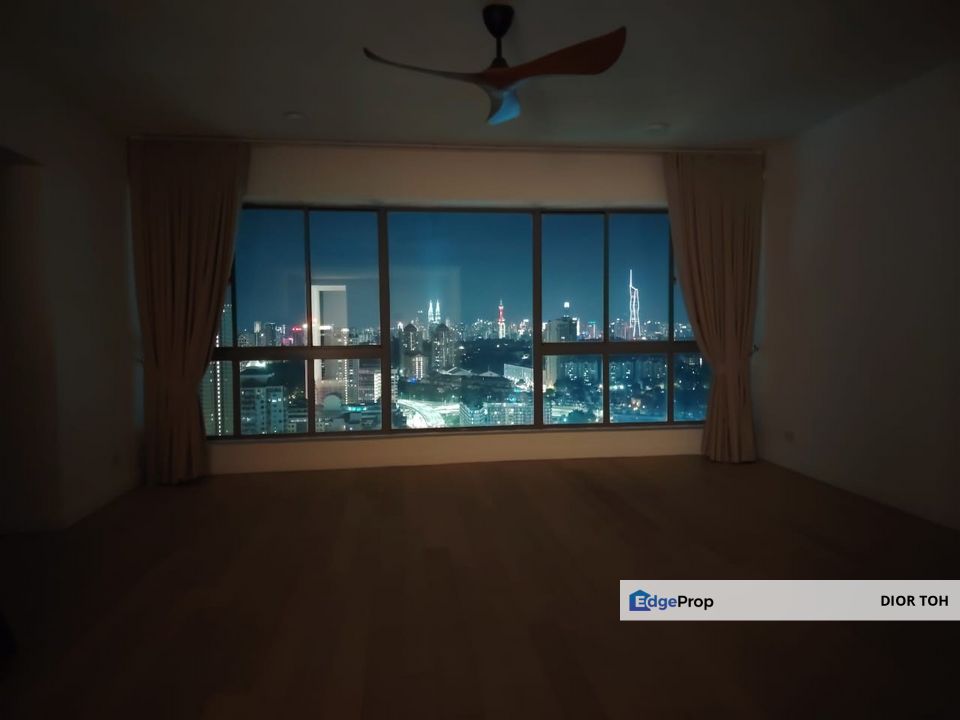 Duplex Penthouse with KLCC view @ Gateway Kiaramas, Mont Kiara. Walking distance to Garden International School & Verve Shops., Kuala Lumpur, Mont Kiara