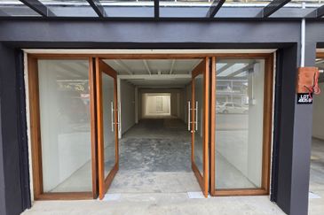 New Renovated Retail shop @ Kuala Terengganu Town