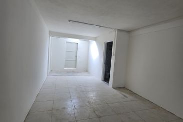 New Renovated Retail shop @ Kuala Terengganu Town